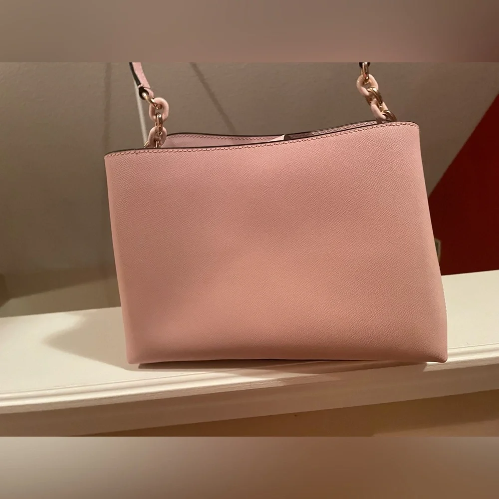Light Pink Micheal Kors Purse - Picture 5 of 7